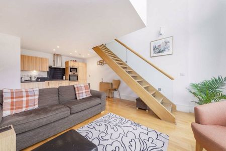 Highbury Stadium Square, Highbury, N5 - Photo 2