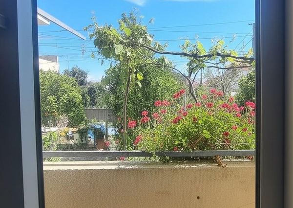 Quartos equipados moradia em Portela da Azoia