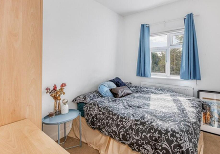 3 bedroom flat to rent - Photo 5