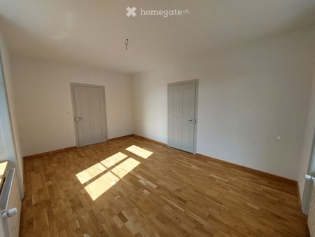 Sonnige, helle 3-Zi-Wohnung mit Balkon und Terrasse - Photo 5