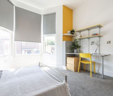 Kendal Lane, Hyde Park, Leeds - Photo 6