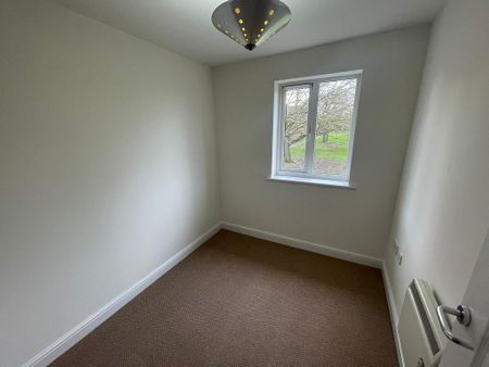 2 bedroom maisonette to rent - Photo 4
