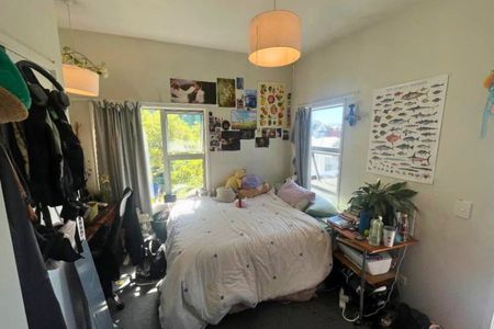 Huge 8-Bedroom City Flat Unbeatable Location on The Terrace - Photo 3