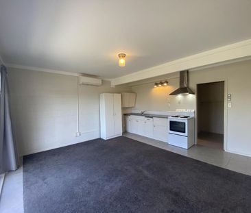 Coastal Living - Short Walk to Matakatia Bay Beach - Photo 1