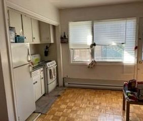 Côte-des-Neiges (C.D.N.), 3½ situé près de tous les services - Photo 2