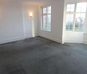 Ravens Court, SS1 - Photo 2