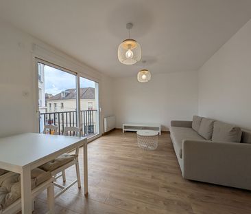 MAISONS-LAFFITTE - Appartement 2 pièces de 43 M² + cave - Meublé - Photo 2
