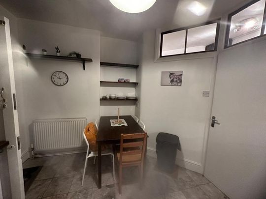 Room in a Shared House, Clegg House, SE16 - Photo 1