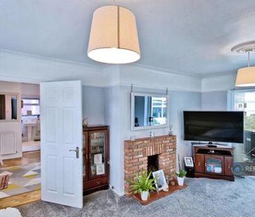 2 bedroom bungalow to rent - Photo 1