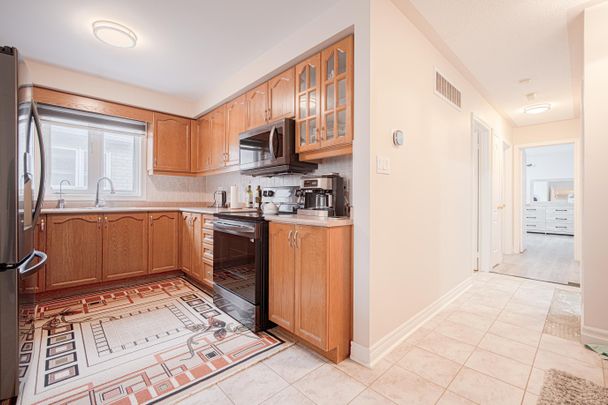 For Lease - 23 San Vito Drive Unit# Upper, Vaughan, Ontario - Photo 1