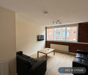 6 bedroom flat to rent - Photo 1