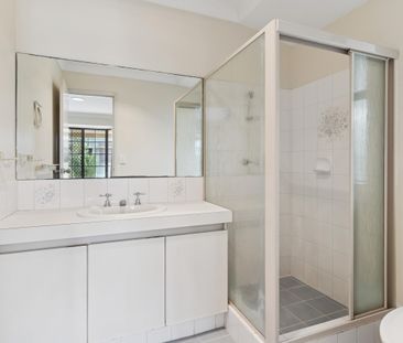 17A Godbold Close - Photo 2