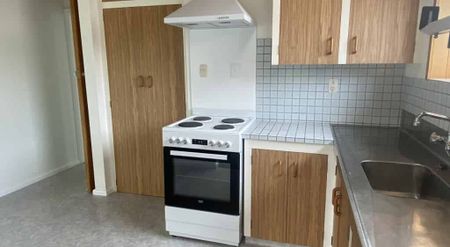 Comfortable and Convenient Family Home - Photo 3