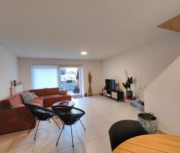 Recente duplex met 2 slaapkamers en garage in centrum Pittem - Foto 6