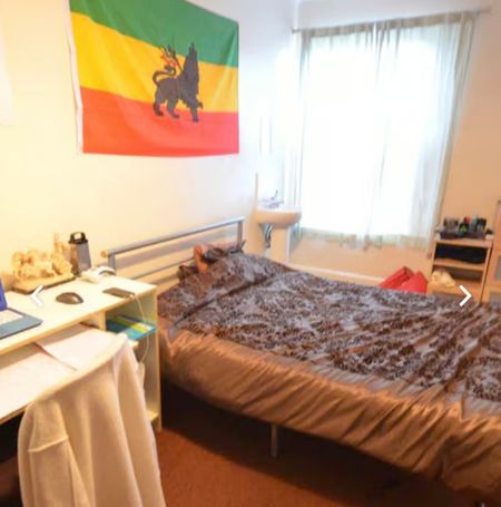 8 Bed - 26 Consort Terrace, Woodhouse, Leeds - LS3 1ET - Student - Photo 5