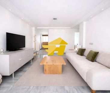 Piso de alquiler en Constancia , Perchel Sur - Plaza de Toros Vieja - Photo 3