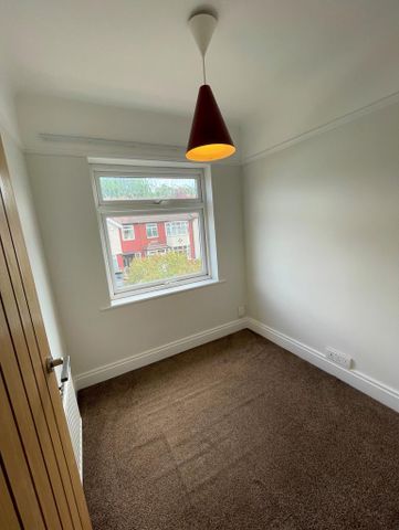 3 bedroom terraced house to rent - Photo 2