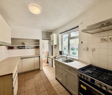 Newcome Road, Portsmouth - Photo 6