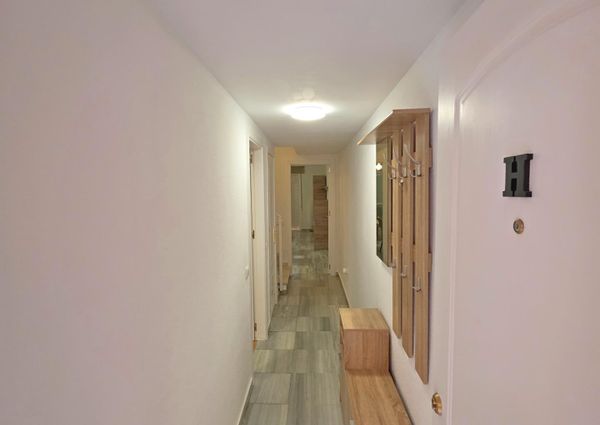 LONG TERM RENTAL IN LA CARIHUELA 3 BEDROOMS, AND PRIVATE PARKNG – tor501ts