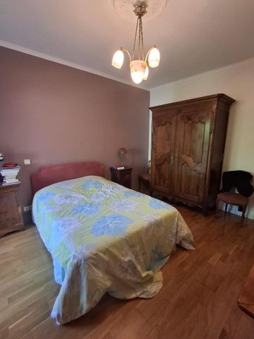 Location Maison 7 pièces 184m² STE FOY LES LYON 69110 - Photo 2