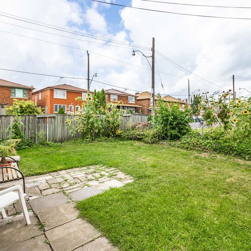 For Lease - 134 Rockwell Avenue, Toronto, Ontario - Photo 1