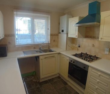 3 bedroom detached house to rent - Photo 5