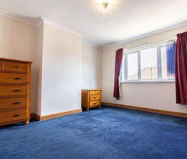 Heol Berry, Gwaelod-y-garth, Cardiff, CF15 - Photo 3