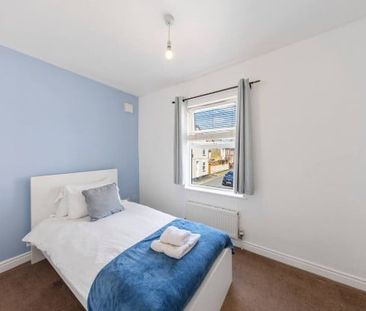 3 Bed Terraced House, Chesterman Street, RG1 - Photo 3