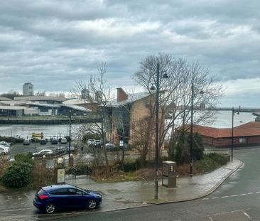 High Street East, Sunderland - Photo 1