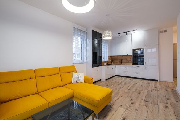 Przestronne mieszkanie dwupokojowe z balkonem - Фото 1