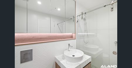 Two Bedroom + Large Study, Perfect for WFH - Photo 4