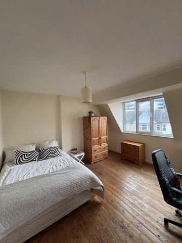 4 bedroom apartment to rent - Photo 5