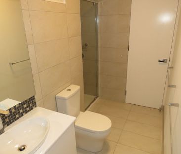 MODERN THREE BEDROOM HOME IN LAKE WENDOUREE - Photo 6