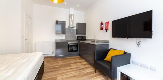 Studio to rent - Photo 2