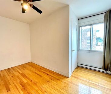 5909 1re Avenue - Photo 1