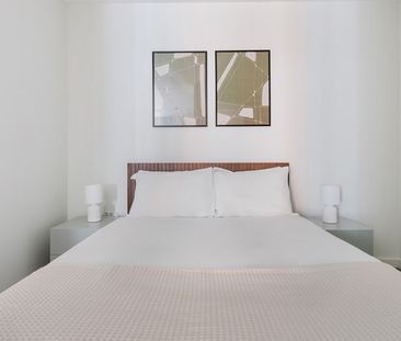 Bloom Nine Elms, Nine Elms Lane - Photo 1