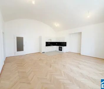 Große 4-Zimmerwohnung im Arsenal - Photo 2