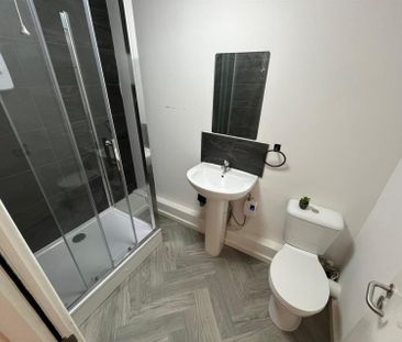 Professional Apartment - York Street, Leicester - Photo 2