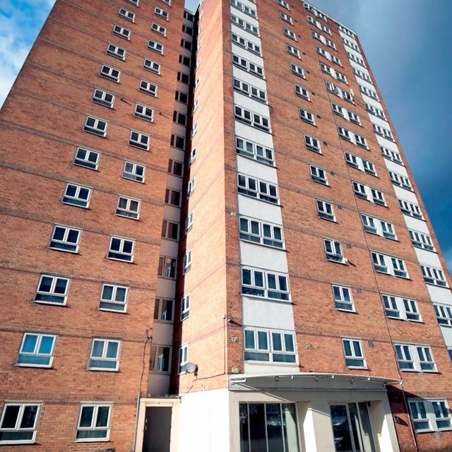 2 Bed Flat, City View, M7 - Photo 1