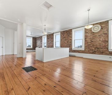 For Lease - 4 Elgin Street, Arnprior, Ontario - Photo 5