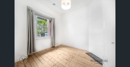 Beautifully Updated Abbotsford Gem - Photo 3