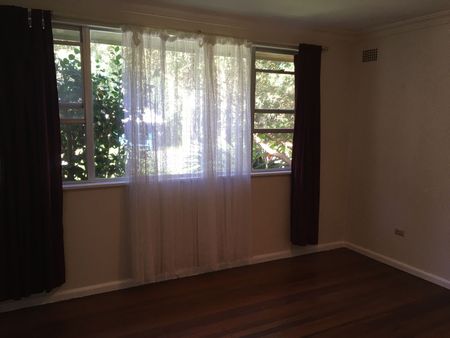 Home For Rent - Photo 4