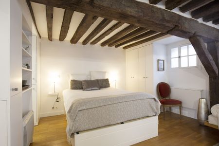 Appartement à louer quai Voltaire, Paris 7ème - Photo 3