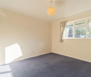 4 bedroom detached bungalow to rent - Photo 6