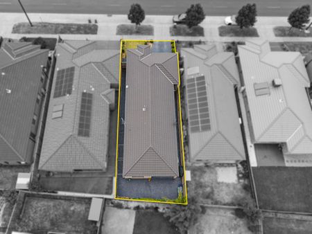 WELCOME HOME - CAVERSHAM WATERS - Photo 3