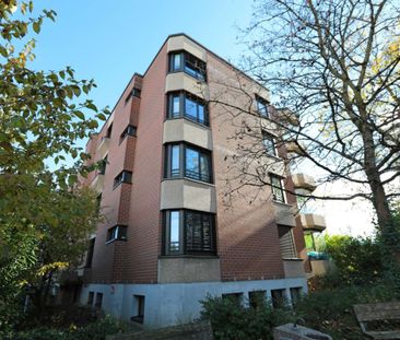 "Moderne 5-Zimmerwohnung mit Gartensitzplatz" - Photo 4