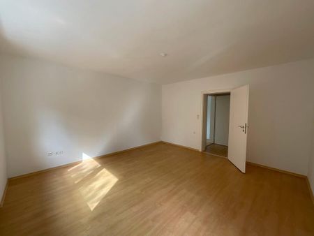 ab 01.11. - Zweizimmerwohnung in Passau - Photo 2