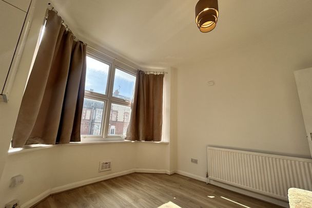 Glenfield Road - Photo 1