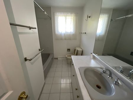 For Lease - 46 Croydon Drive, St. Catharines, Ontario - Photo 4