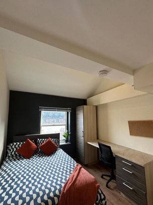 5 bedroom apartment to rent - Photo 1